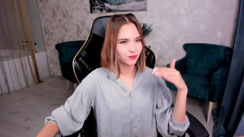 ellacurtis online show from 03/23/26, 06:01