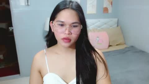 Snapshot of ellaford chatting on 07/05/26, 12:17 EllaFord online show from 07/05/26, 12:17