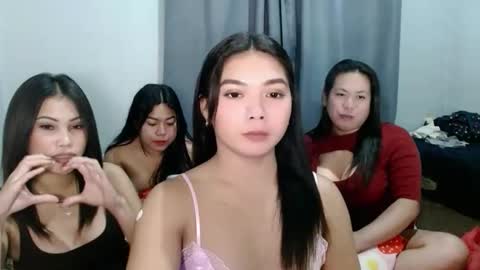 ELLAH online show from 02/09/26, 06:39