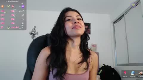 Snapshot of ellajonz chatting on 07/08/26, 10:47 Ella Amoneth online show from 07/08/26, 10:47