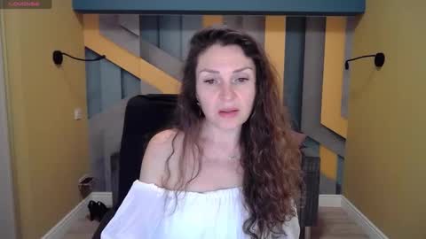 EllaLongs online show from 12/31/24, 12:36