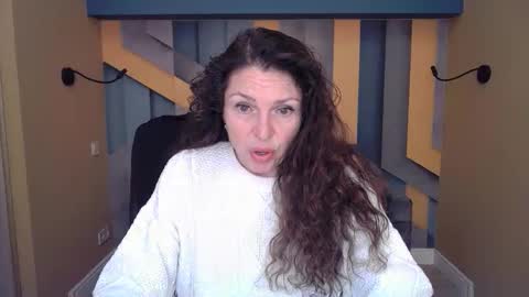 EllaLongs online show from 02/06/26, 12:30