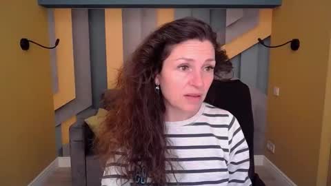 EllaLongs online show from 04/10/26, 11:26