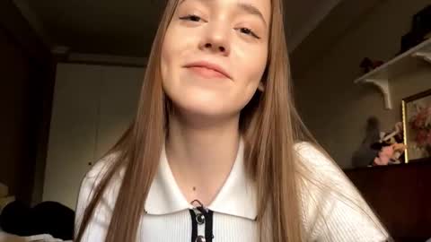 Snapshot of ellamenas chatting on 09/12/25, 03:12 Ella online show from 09/12/25, 03:12