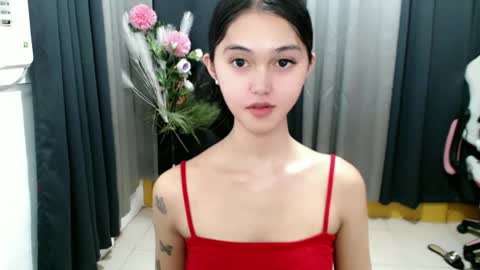 Snapshot of ellamiller69 chatting on 06/14/26, 02:41 ELLA online show from 06/14/26, 02:41