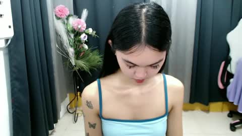 Snapshot of ellamiller69 chatting on 06/20/26, 03:26 ELLA online show from 06/20/26, 03:26