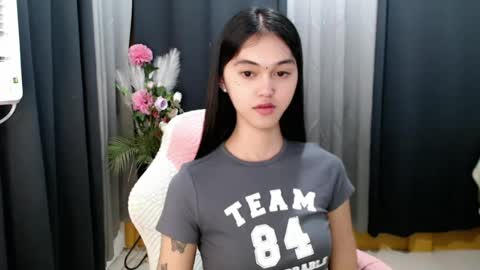 Snapshot of ellamiller69 chatting on 07/19/26, 11:14 ELLA online show from 07/19/26, 11:14