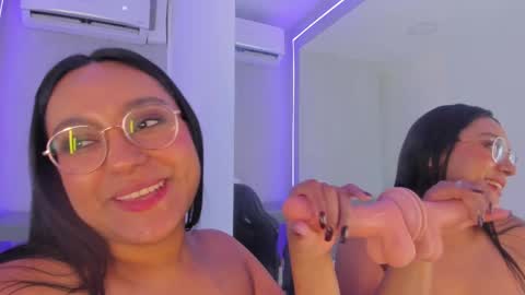 Ella online show from 02/23/25, 12:48