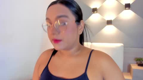 Ella online show from 10/27/25, 12:42