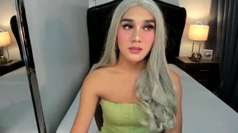 Sophia online show from 12/03/24, 02:38