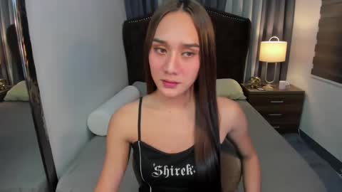 Sophia online show from 02/11/25, 07:33