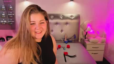 Scarlet online show from 10/15/25, 08:14