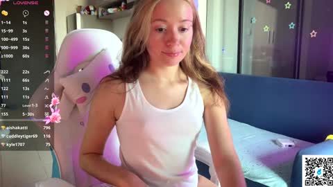 Snapshot of ellcrys chatting on 01/29/25, 10:48 im Elsa lets go Subscribe to my OF and Youtube -35 online show from 01/29/25, 10:48
