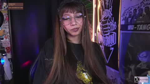 follow me on instagram .    online show from 09/28/25, 09:31