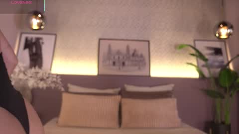 Snapshot of ellediane chatting on 02/02/26, 12:20 Elle Diane online show from 02/02/26, 12:20