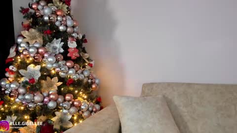 Yiss online show from 12/08/24, 03:00