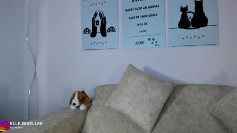 Yiss online show from 02/07/25, 10:40