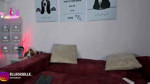 Yiss online show from 09/17/25, 02:57