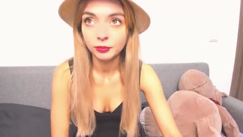 ellen_flow online show from 12/07/24, 04:47