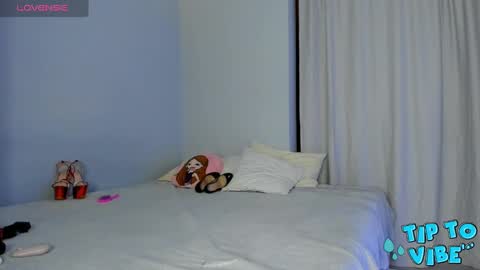 Snapshot of ellenmays chatting on 02/12/25, 04:54 Ellen online show from 02/12/25, 04:54