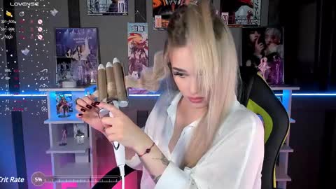 Snapshot of ellensoftt chatting on 03/07/25, 05:17 Maria online show from 03/07/25, 05:17