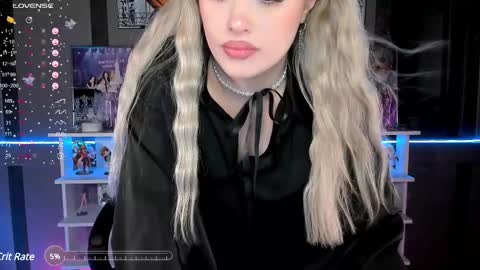 Snapshot of ellensoftt chatting on 03/08/25, 07:53 Maria online show from 03/08/25, 07:53