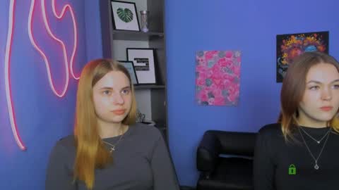 Snapshot of elli_ashley chatting on 04/06/26, 11:33 Ashley online show from 04/06/26, 11:33