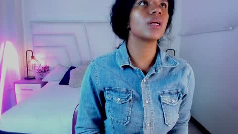  Ellie   online show from 02/01/25, 02:56