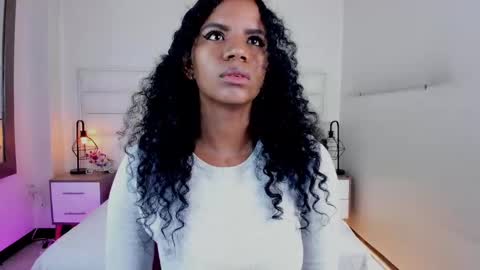  Ellie   online show from 02/18/25, 01:00