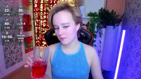 Snapshot of ellie_heavenly chatting on 02/20/26, 08:49 Ellie online show from 02/20/26, 08:49