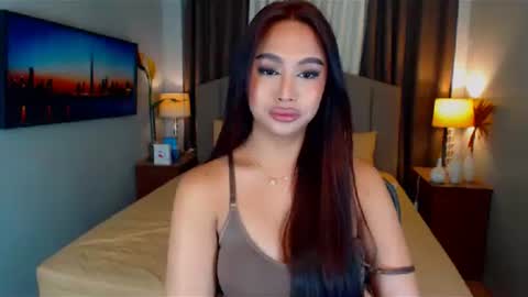 ellie online show from 02/12/25, 01:30