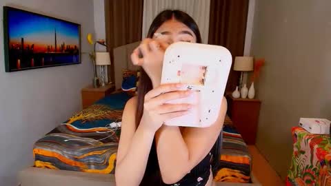 ellie online show from 09/13/25, 07:02