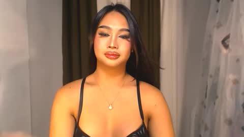 ellie online show from 11/22/25, 04:39