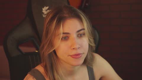 elliecutes online show from 02/04/25, 05:53