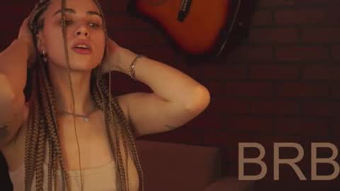 elliecutes online show from 02/10/25, 09:47