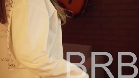 elliecutes online show from 03/11/25, 07:48