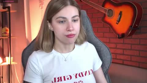 elliecutes online show from 05/03/26, 08:53