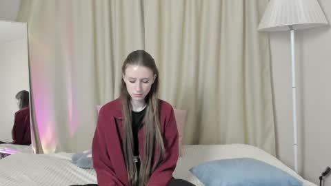 ellierough online show from 04/20/26, 03:26