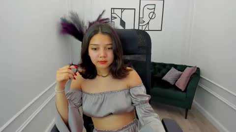 Snapshot of ellievensda chatting on 10/09/25, 11:19 ellievensda online show from 10/09/25, 11:19