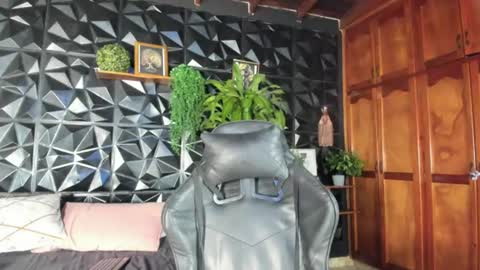 Elloit Colton online show from 08/01/26, 11:03