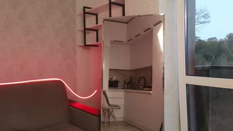 elliot_muscle04 online show from 10/19/25, 03:51