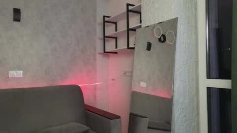 elliot_muscle04 online show from 11/05/25, 04:40