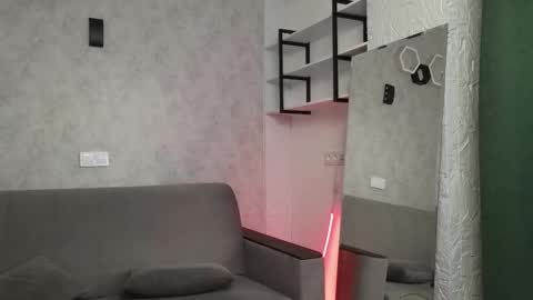 elliot_muscle04 online show from 11/23/25, 03:56