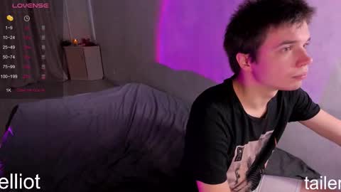 elliot_winki online show from 11/08/25, 10:59