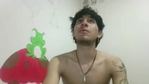 Snapshot of elliotazert chatting on 02/17/26, 01:02 elliotazert online show from 02/17/26, 01:02