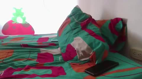 Snapshot of elliotazert chatting on 03/14/26, 02:33 elliotazert online show from 03/14/26, 02:33