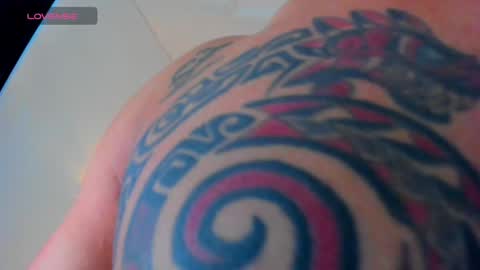 Snapshot of elliott_veelez chatting on 02/04/25, 08:59 E L L I O T V E L E Z online show from 02/04/25, 08:59