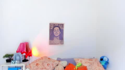 elliotvolkov online show from 05/19/26, 05:52