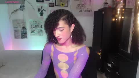 Snapshot of ellis_flowers chatting on 12/04/25, 07:11 . online show from 12/04/25, 07:11