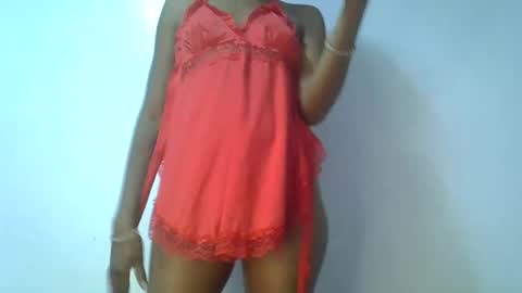 Snapshot of elllanna chatting on 03/08/25, 10:13 elllanna online show from 03/08/25, 10:13